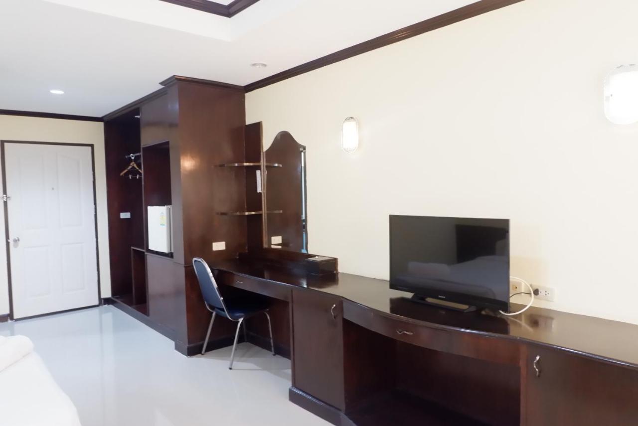 Auychai Grand Hotel Lang Suan Dış mekan fotoğraf