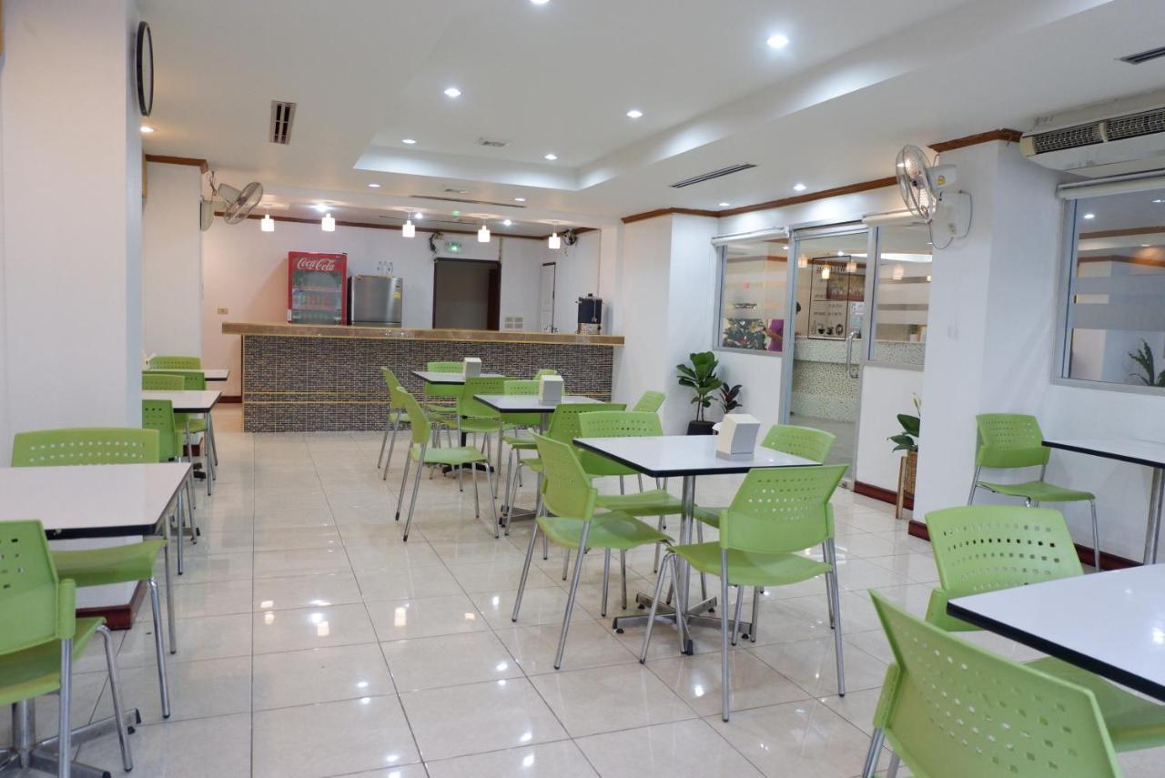 Auychai Grand Hotel Lang Suan Dış mekan fotoğraf